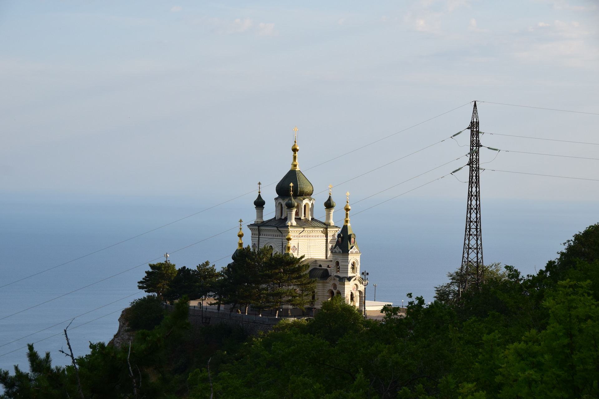 Крым 23. Форосская Церковь в Крыму и Байдарские ворота. Отец Евгений Форосская Церковь.