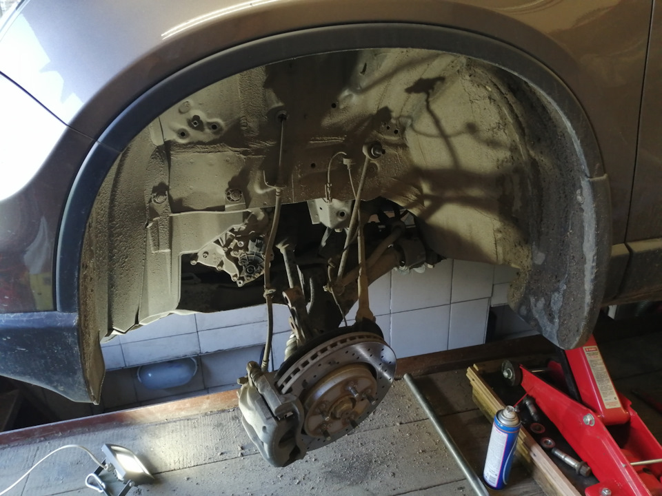 Прокачка передних стоек. Ремонт ограничителей дверей. — Honda CR-V (RE ...