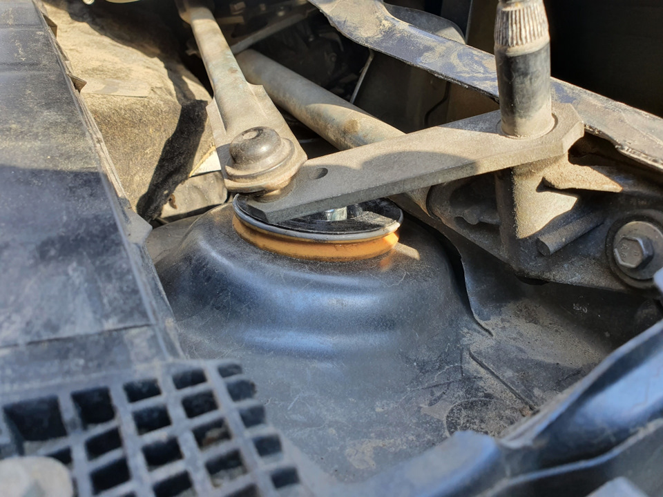 Фото в бортжурнале Peugeot 308 (1G)