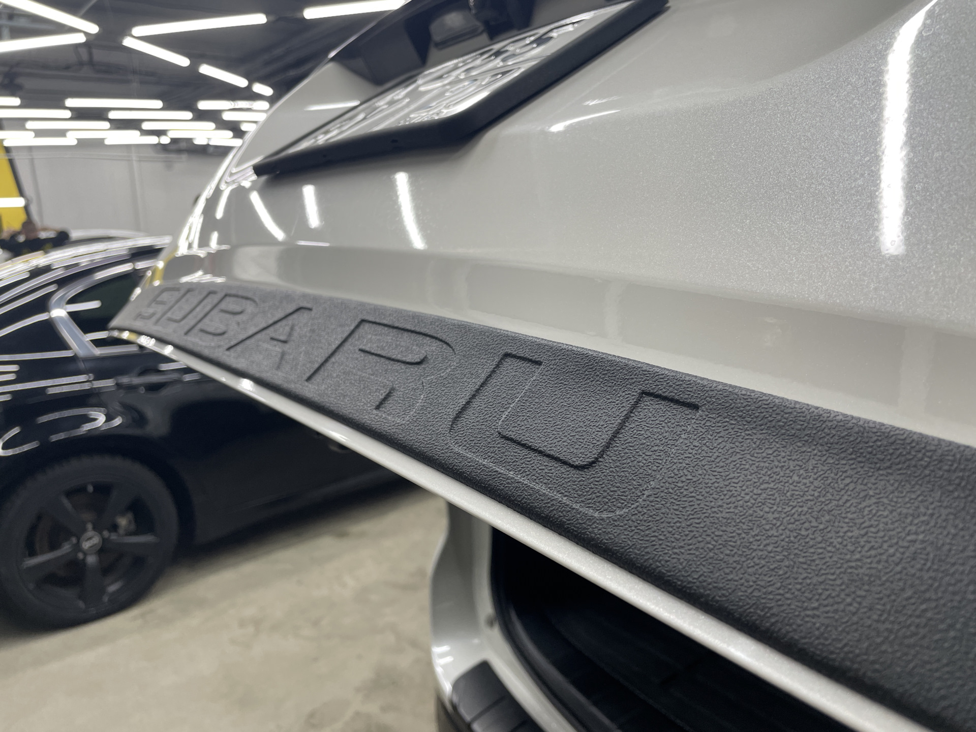 Накладка на заднюю дверь Subaru — Subaru Forester (SK), 1,8 л, 2020 ...