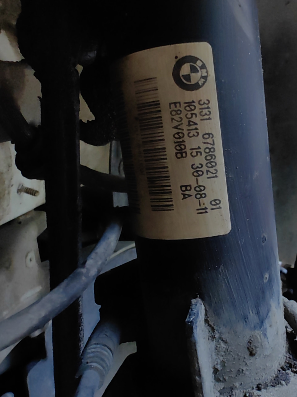 Прокачка амортизаторов — BMW 1 series (E81/E87), 1,6 л, 2011 года ...