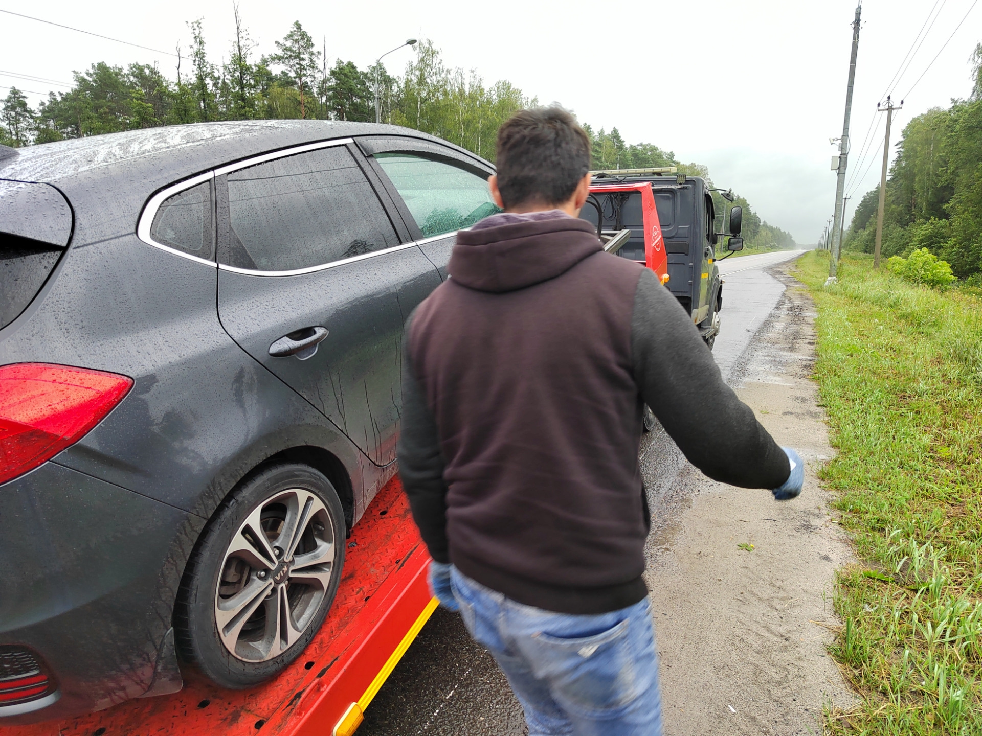 12. Перегрев двигателя. Низкий заряд аккумулятора… — KIA Ceed (2G), 1,6 л,  2018 года | поломка | DRIVE2