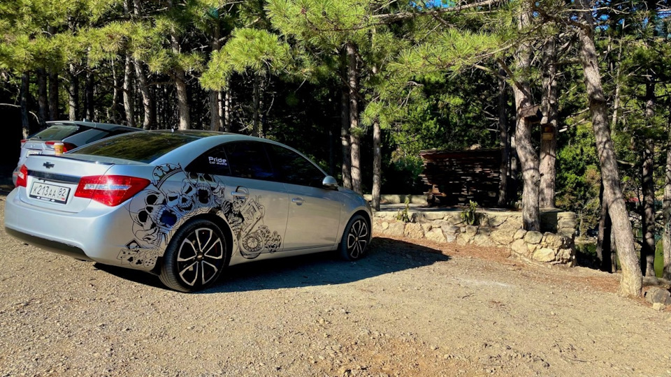 Наклейка на бок / лип спойлер — Chevrolet Cruze (1G), 1,8 л, 2011 года ...
