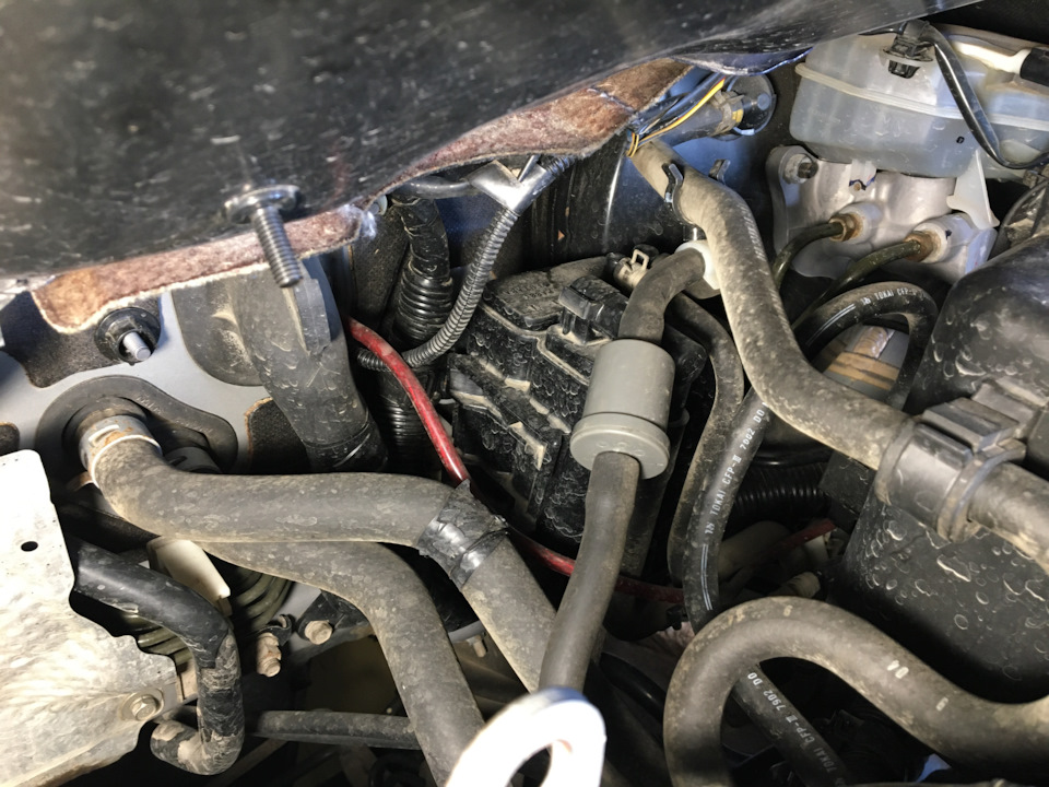 Про шипение бака при открытие крышки! — Mitsubishi Lancer X, 2 л, 2007 ...