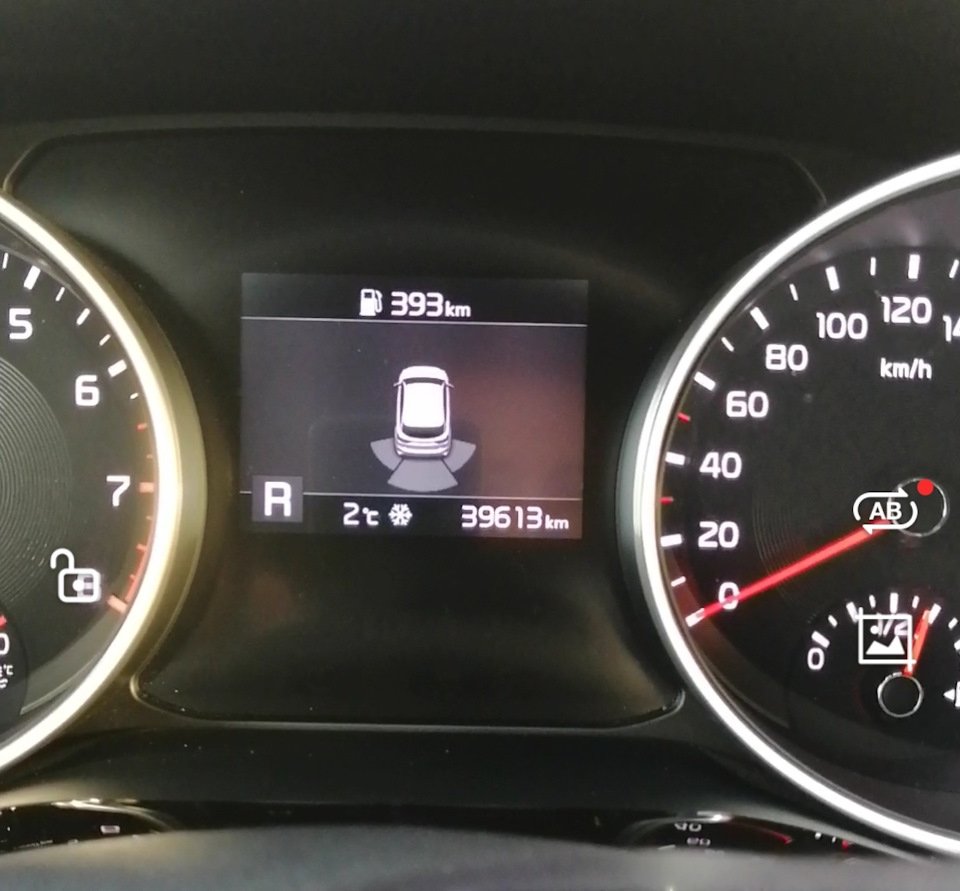 Задний парктроник и индикация на панели приборов — KIA Ceed (3G), 1,6 л ...