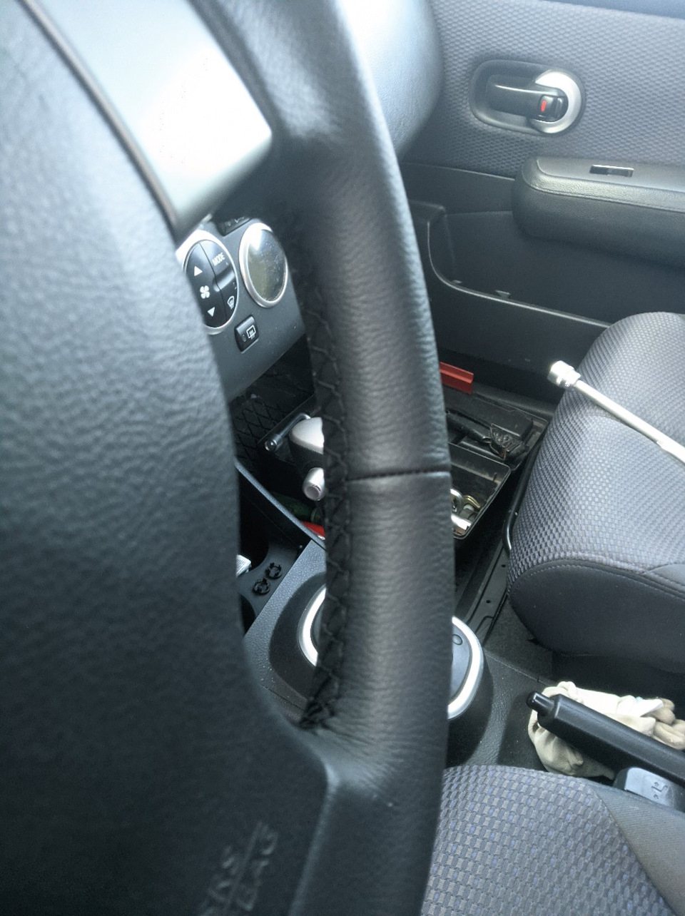 ДХО и Туманки в одном флаконе :) - Nissan Tiida (1G), 1,5 л, 2005 года тюнинг DR