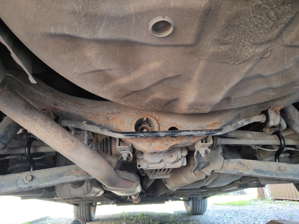 Все на месте. Дай бог послужат долго — Nissan X-Trail II (t31)