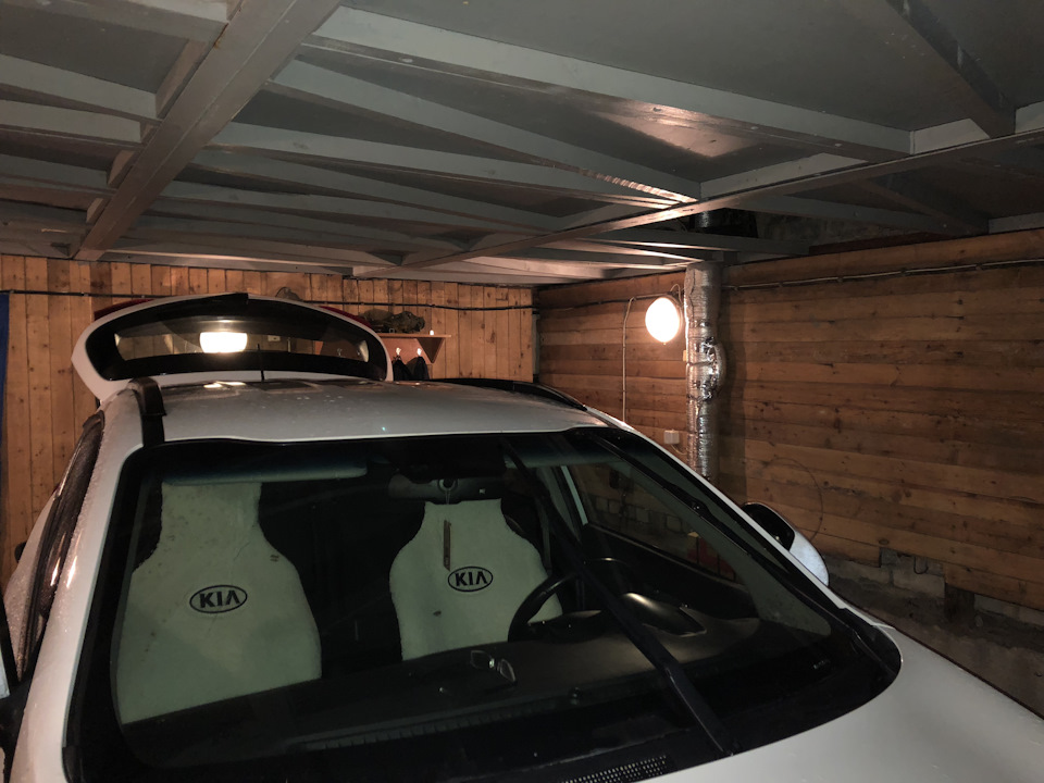 Покраска рейлингов (часть 1) — KIA Sportage (3G), 2 л, 2013 года ...