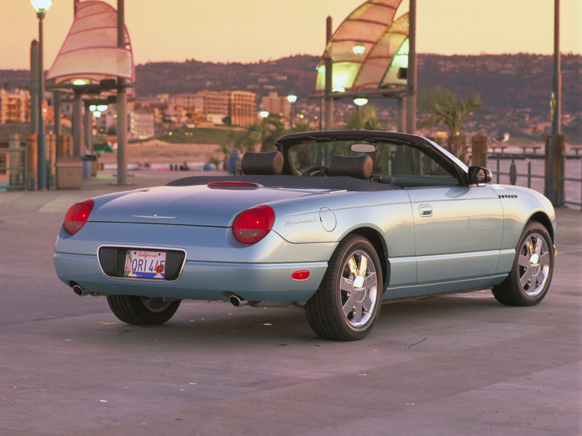 Ford Thunderbird 2003