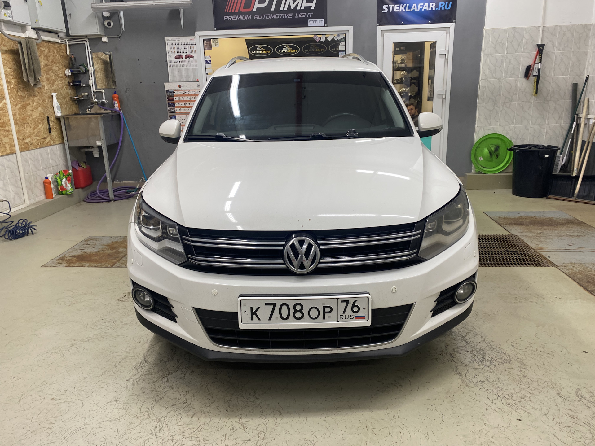 Замена фар на Bi-Led — Volkswagen Tiguan (1G), 2 л, 2012 года | аксессуары  | DRIVE2