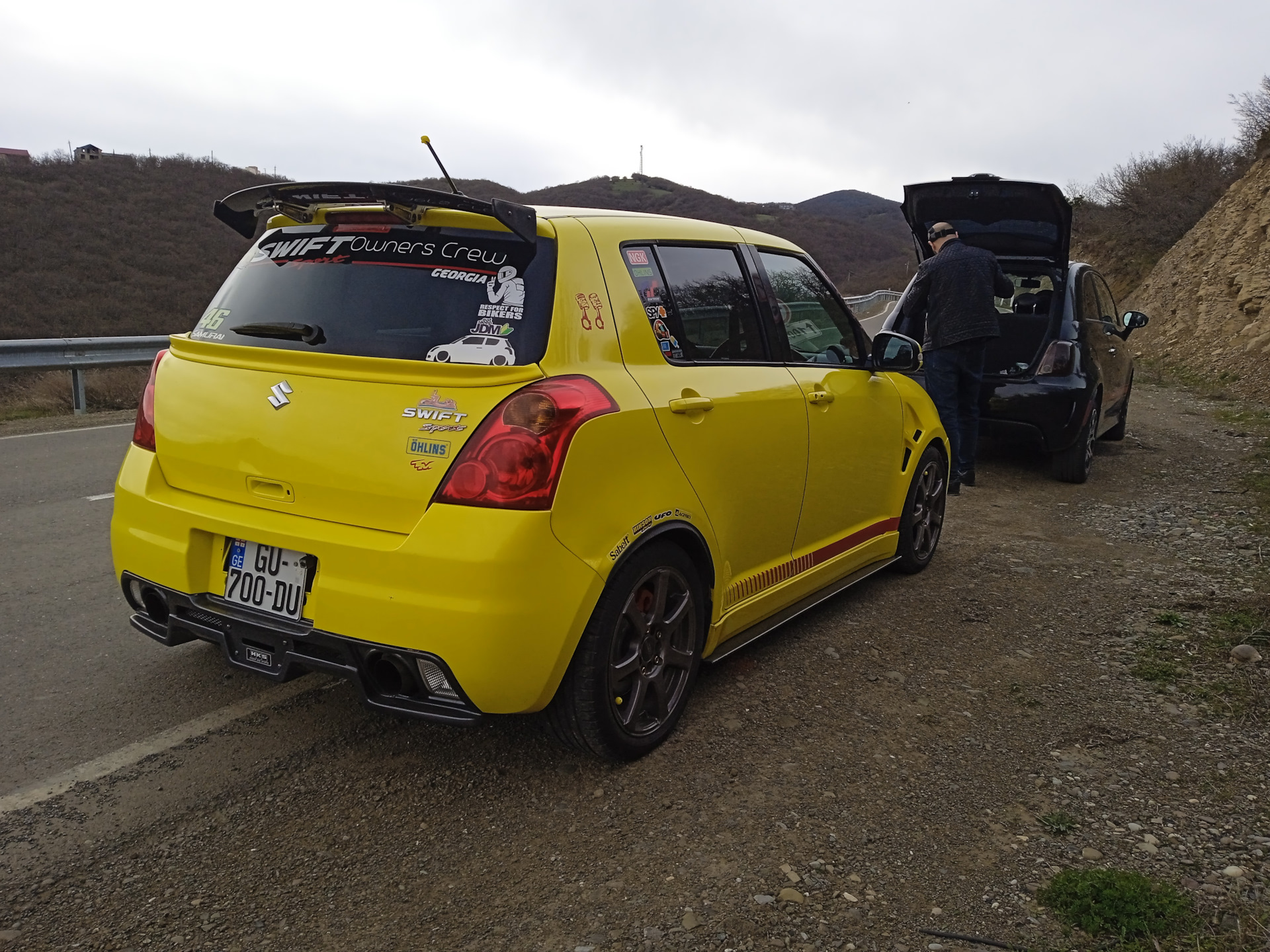 Suzuki Swift 1 2