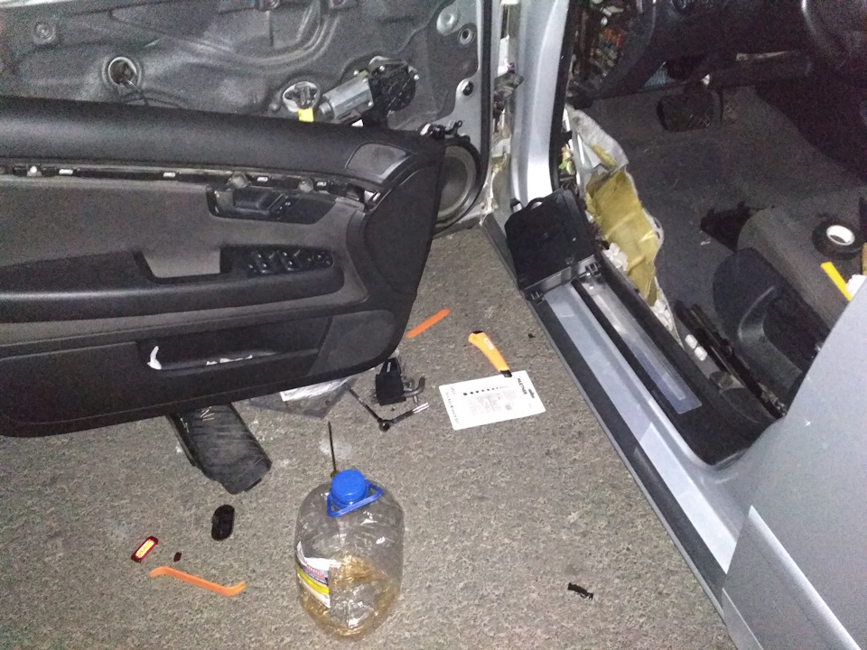 Вот такая картина бардака была в конце) — Audi A4 Avant (B7)