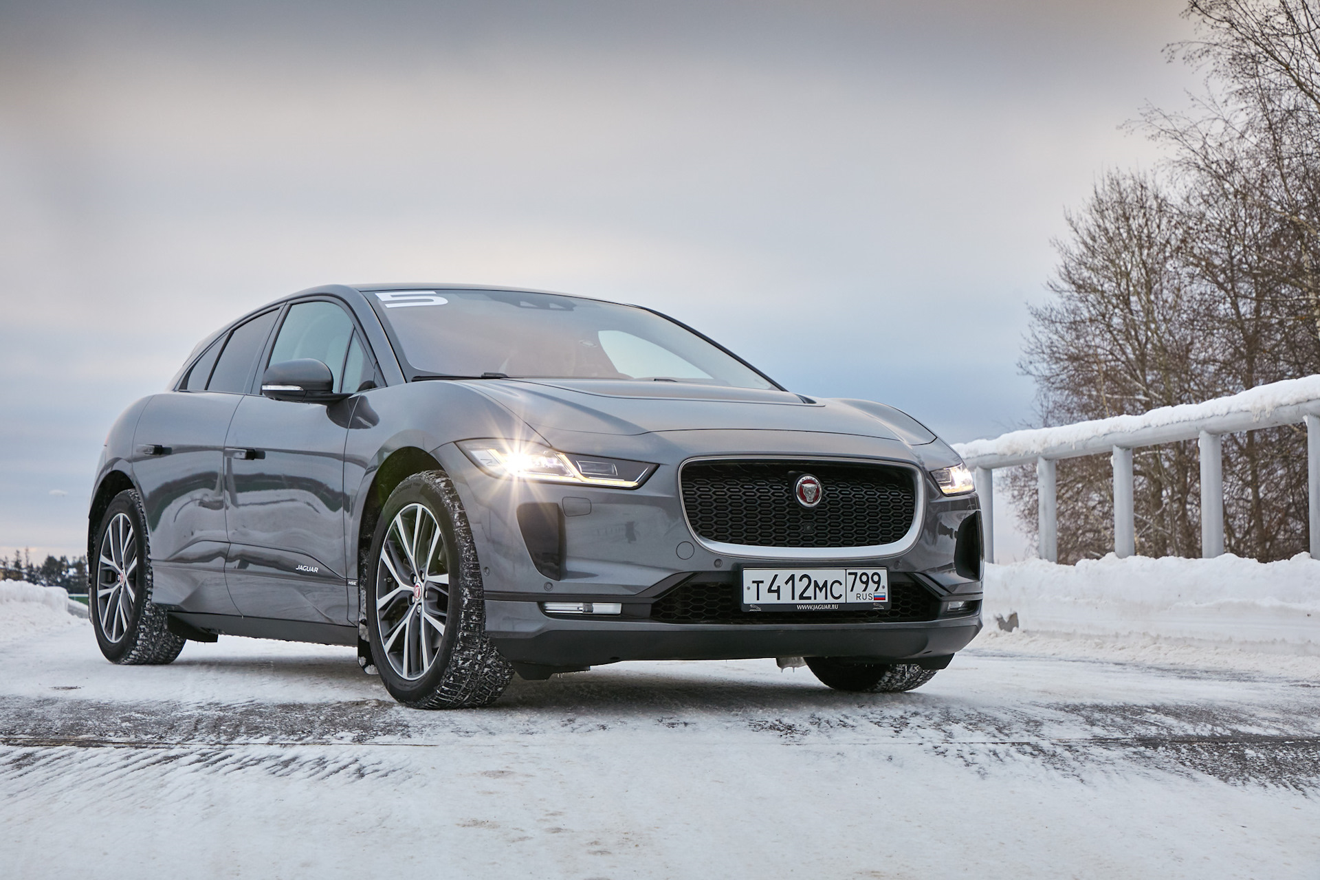 Jaguar I-PACE: первое знакомство и электрическое очарование —  «Электромобили» на DRIVE2