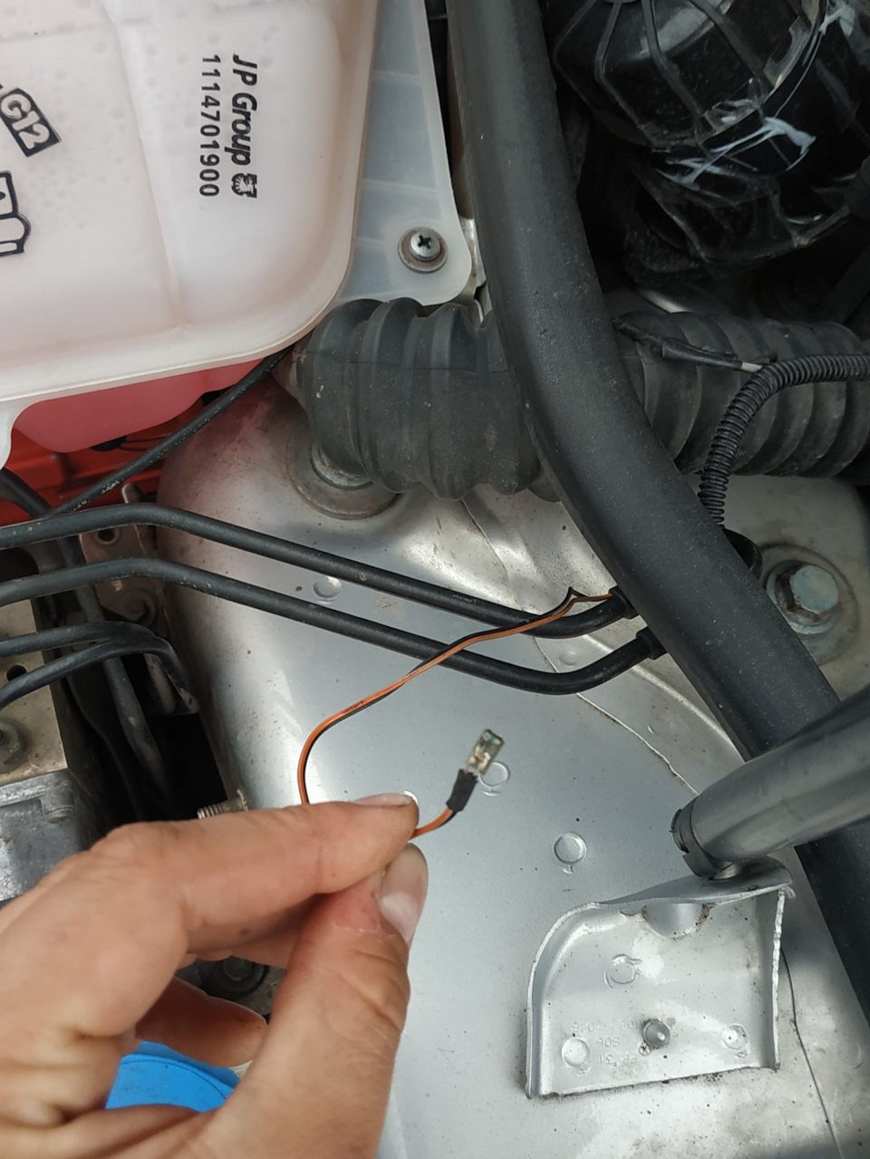 Что это за штука? Микросхема — Volkswagen Passat B5, 2,8 л, 1997 года ...