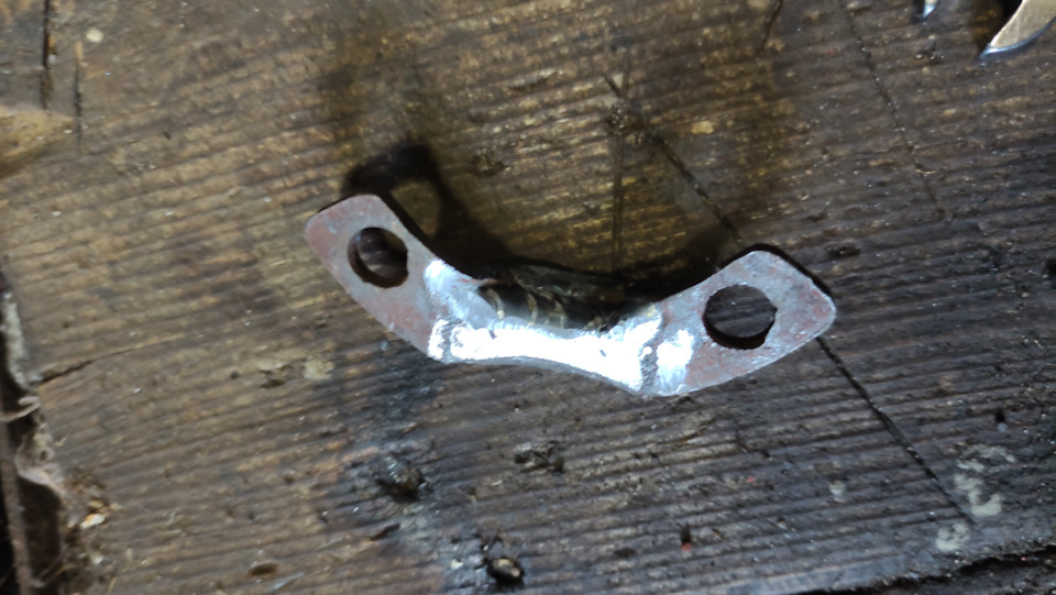 Крепление пыльников поворотных кулаков — УАЗ Patriot, 2,7 л, 2012 года ...