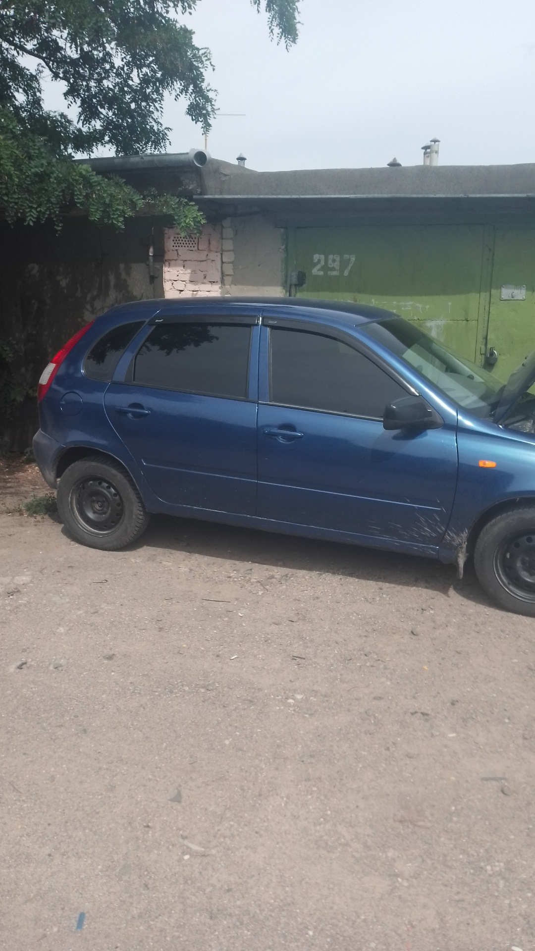 Запись #1 диски с полочкой. — Lada Калина Хэтчбек (1G), 1,6 л, 2006 ...