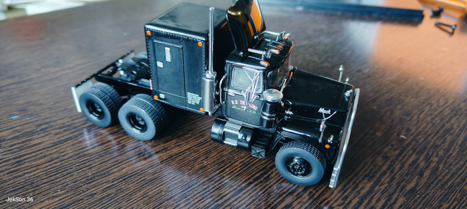 MACK R-Series. 1966. 1/43. IXO. — Сообщество «Масштабные Модели