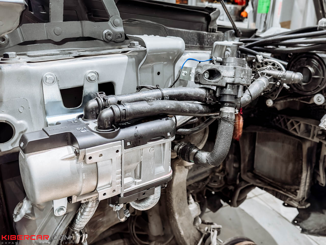 0 дизель. Установка вебасто ленд крузер 100 дизель. Прадо 150 установка webasto. Бинар 5s на кайрон бензиновый. Установка webasto в москве.