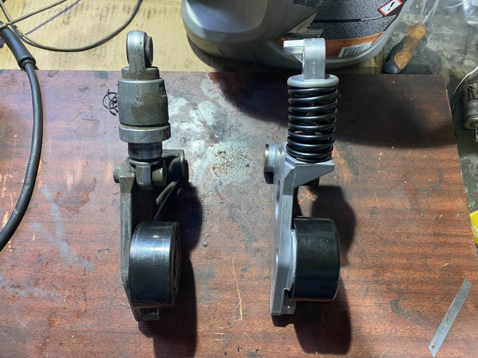 Слева старый Справа новый — Toyota Camry (XV40)