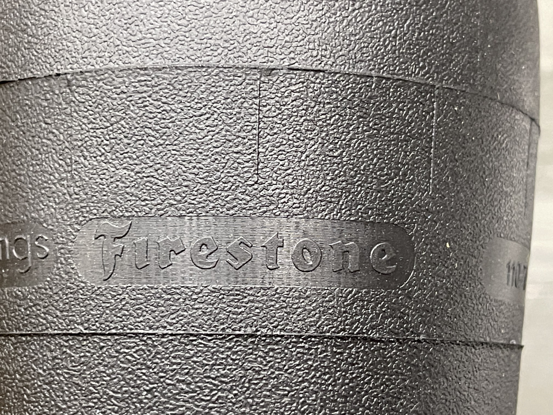 Замена пневморессоры BMW F07 — BMW 5 series Gran Turismo (F07), 3 л ...