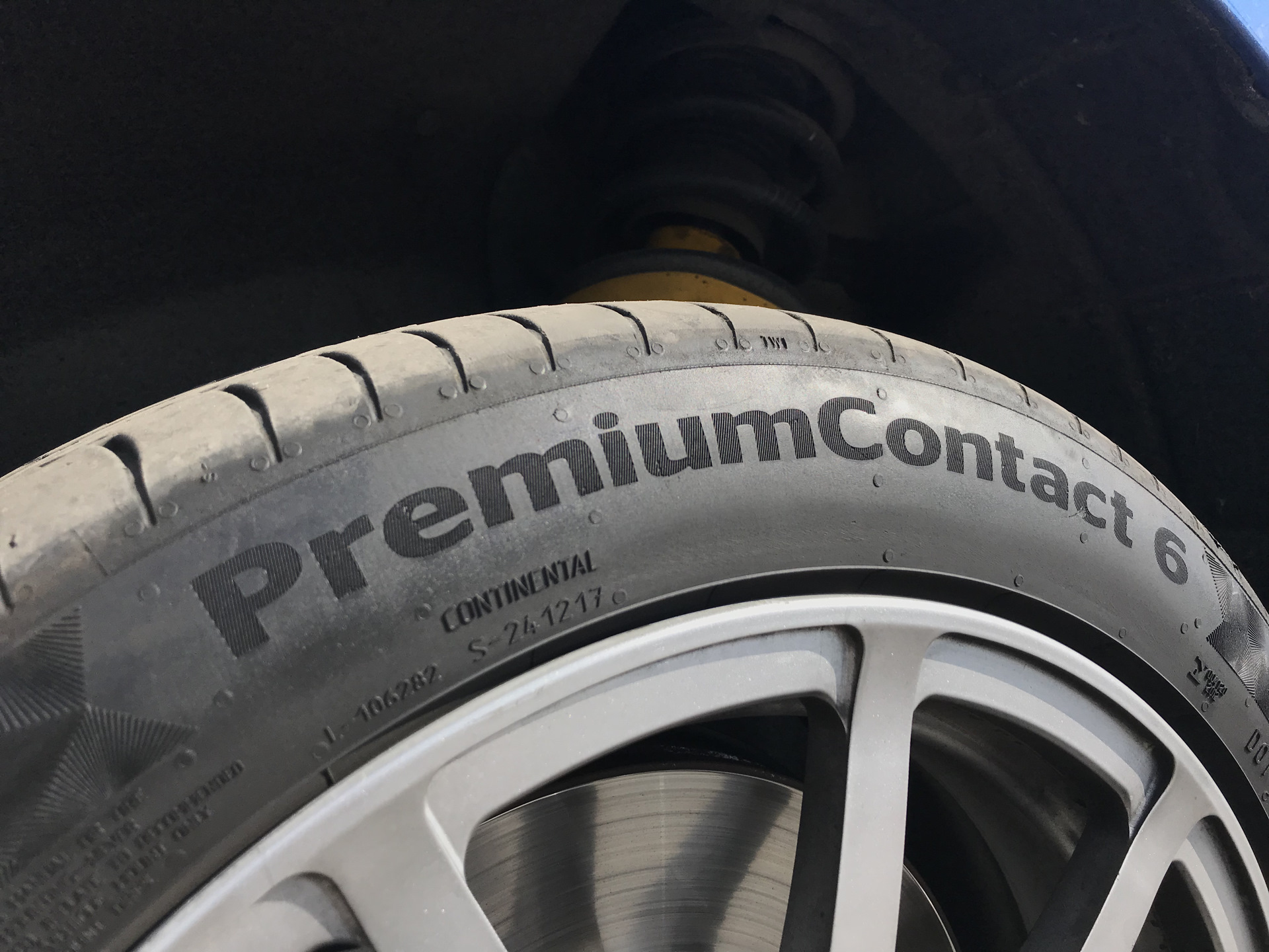 Continental premium contact 6