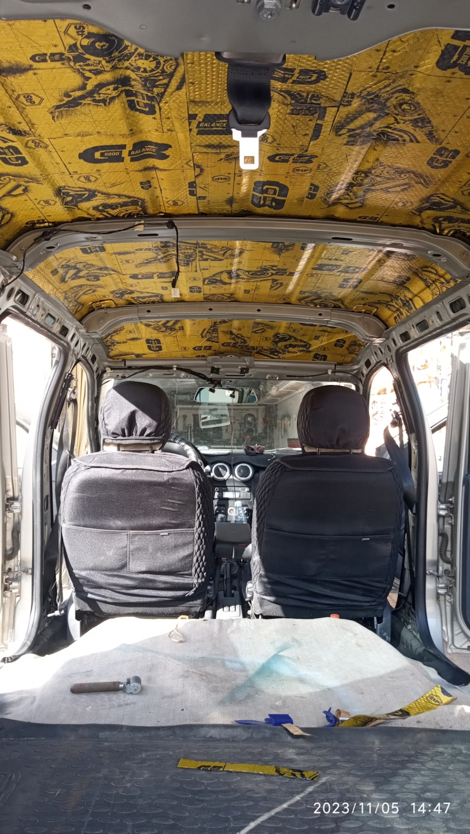 Обесшумка потолка Ларгус — Lada Ларгус, 1,6 л, 2018 года | своими ...