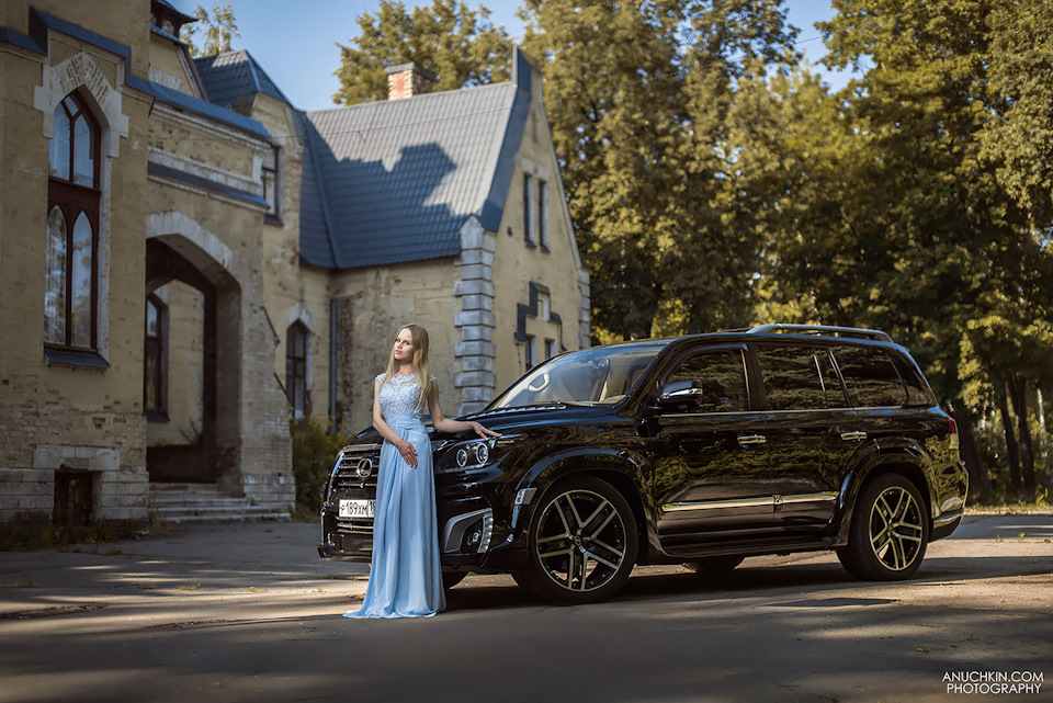 Фото в бортжурнале Lexus LX (URJ200/URJ201)