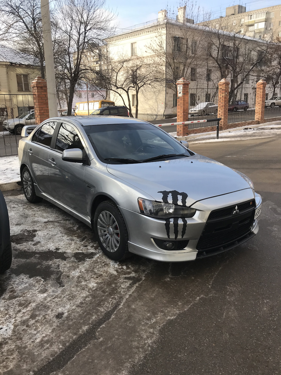 Тонировка Lumar 35% в круг — Mitsubishi Lancer X, 2 л, 2007 года | стайлинг  | DRIVE2