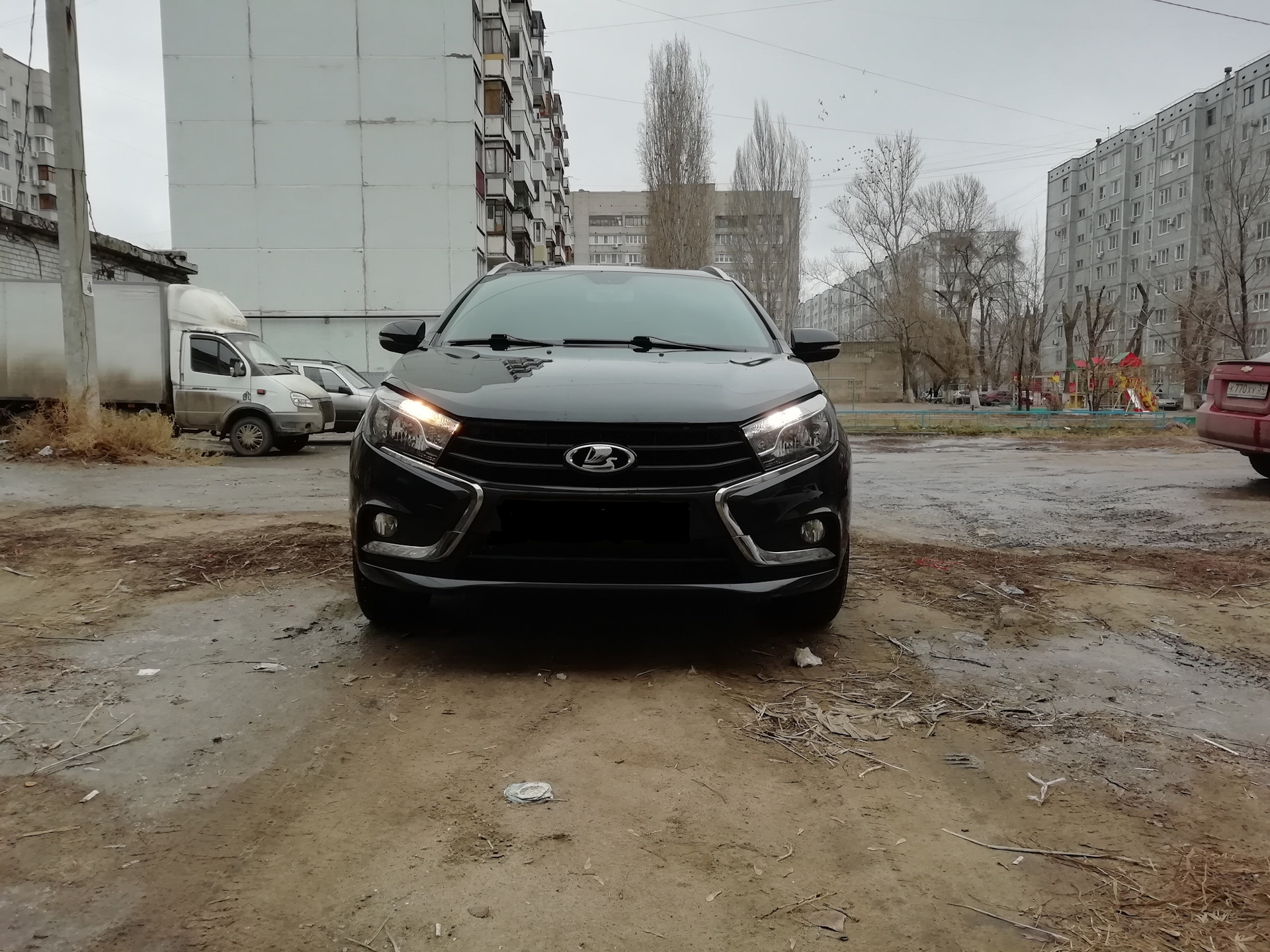 Белые Дхо Лада Веста Купить