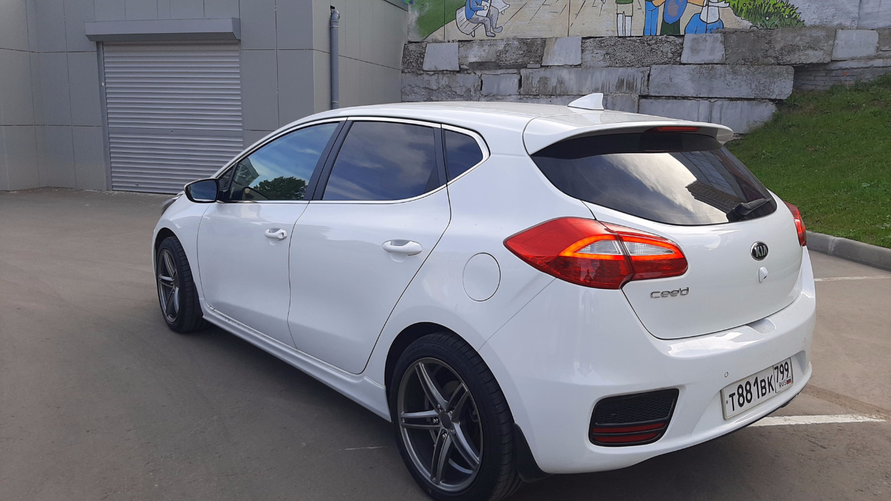 KIA Ceed (2G) 1.6 бензиновый 2018 | White Glamour на DRIVE2