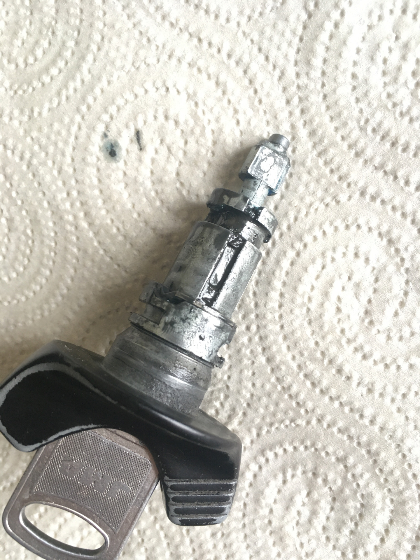 Обслуживание личинки замка зажигания — Mercury Sable (2G), 3 л, 1992 ...