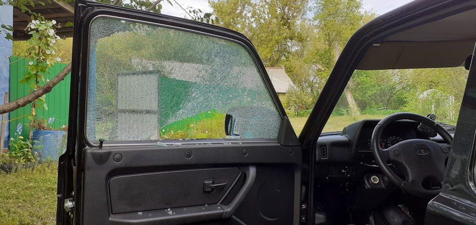 Разбил водительское стекло — DRIVE2