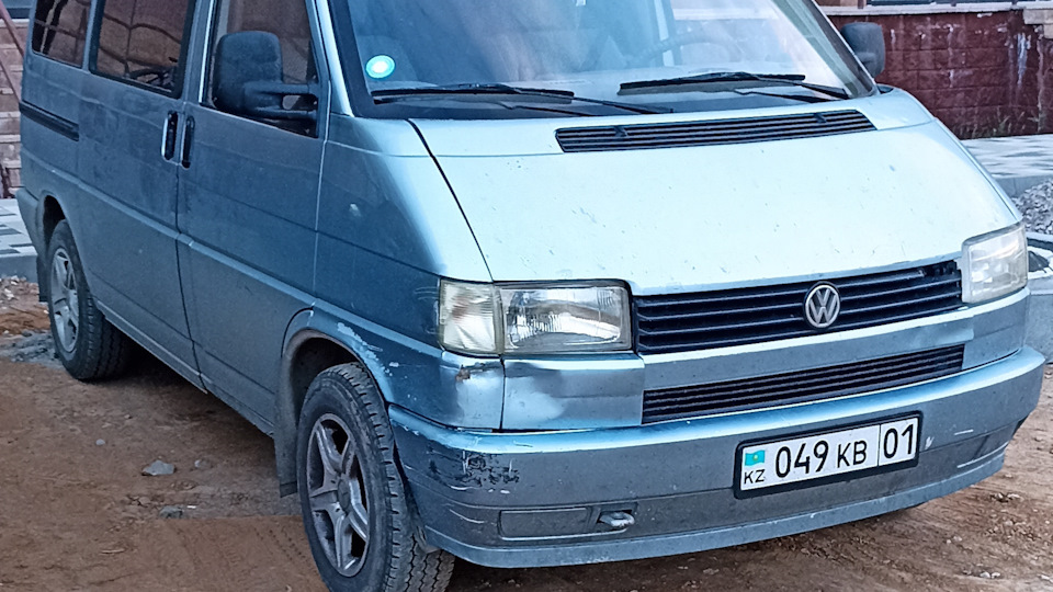 Плохо закрывается боковая дверь — Volkswagen Caravelle (T4), 2 л, 1992 ...