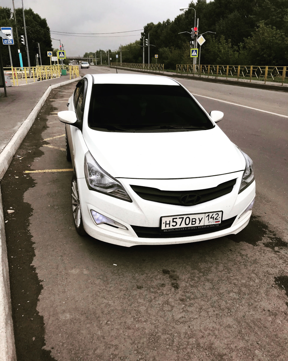 Решетка радиатора в жидкой резине😎 — Hyundai Solaris (1G), 1,6 л, 2015 ...
