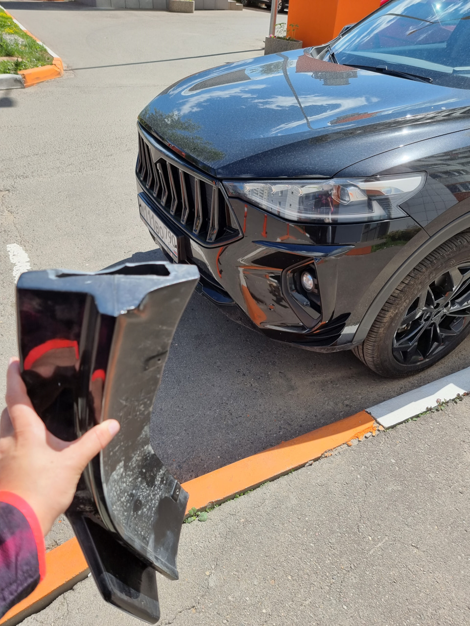 Передний бампер ёк — Haval F7x, 2 л, 2021 года | поломка | DRIVE2