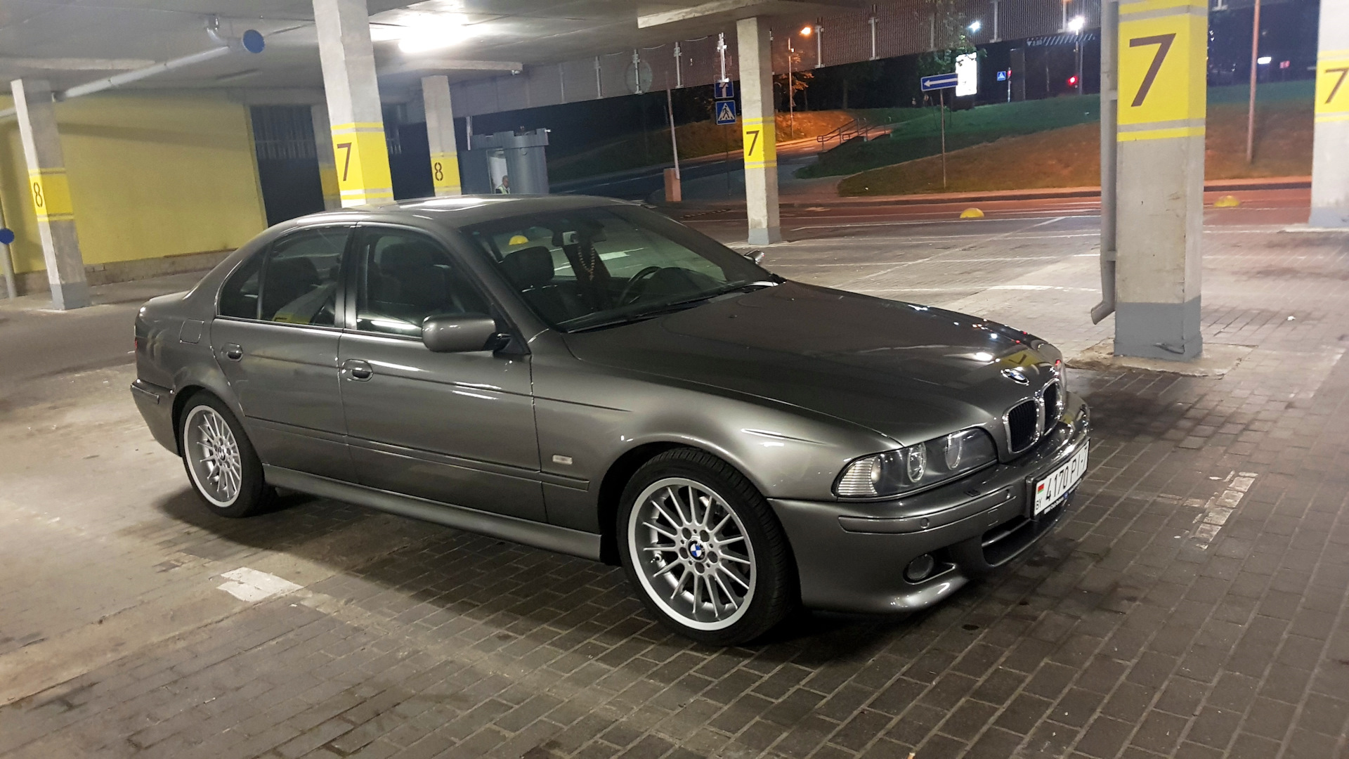 BMW 5 series (E39) 2.5 дизельный 2002 | Sterling Gray на DRIVE2