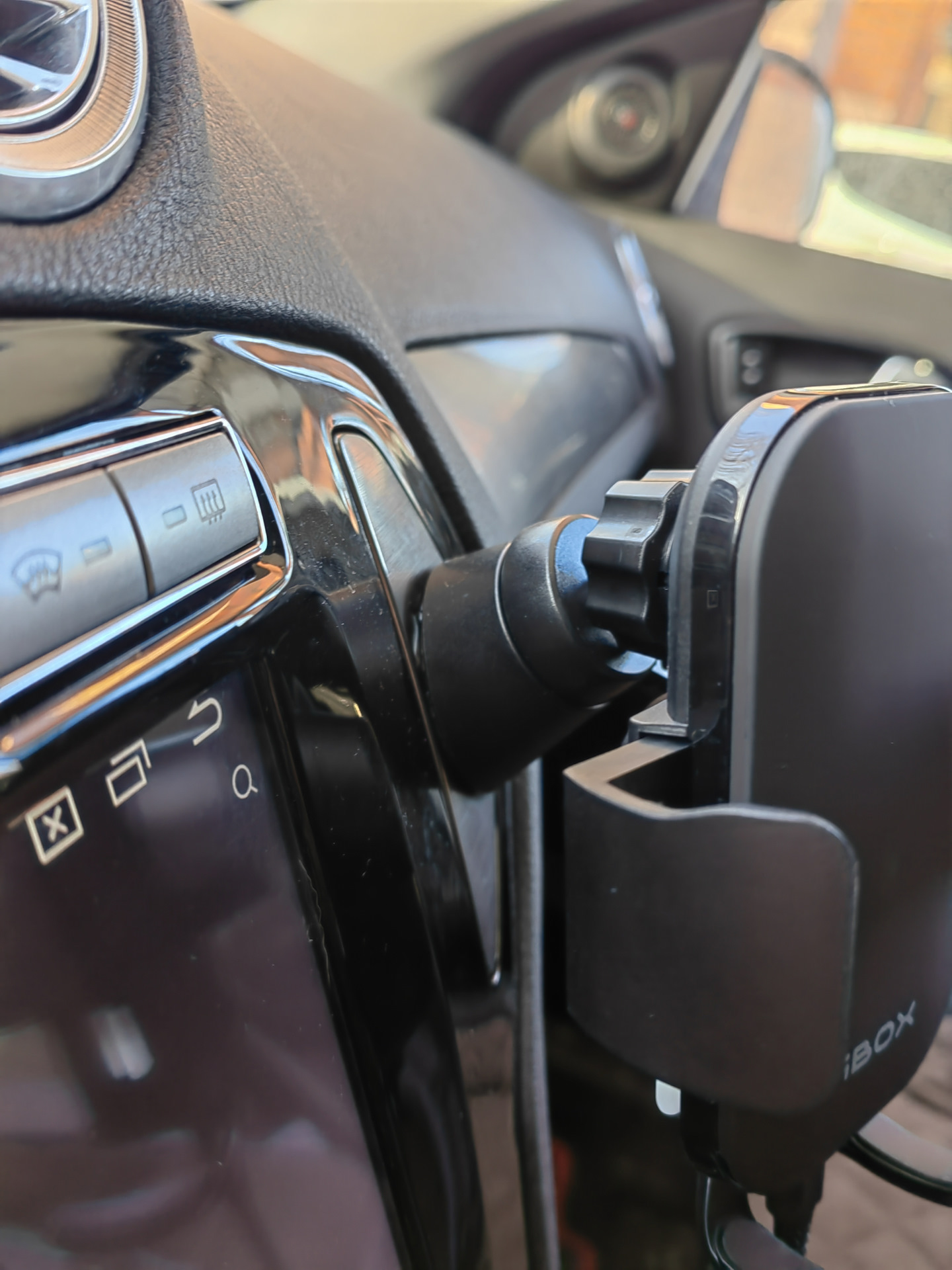Ibox tron i8. Ibox tron i8