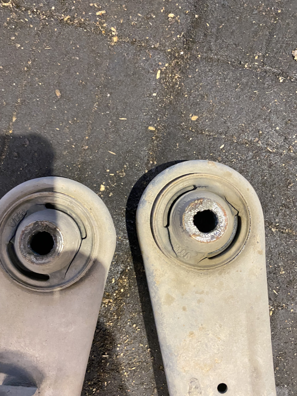 Небольшой ремонт подвески . Отзыв о сайлентблоках VTR — Mitsubishi ...