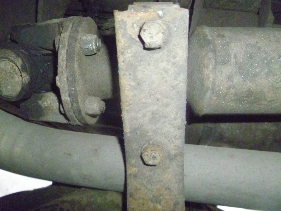 Открутил один край — Lada 2120 Надежда