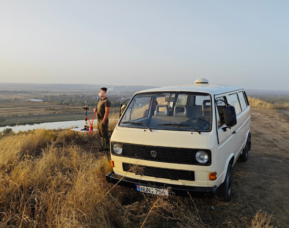 бус, кальян, речка — Volkswagen Transporter T3, 1,6 л, 1984 года ...