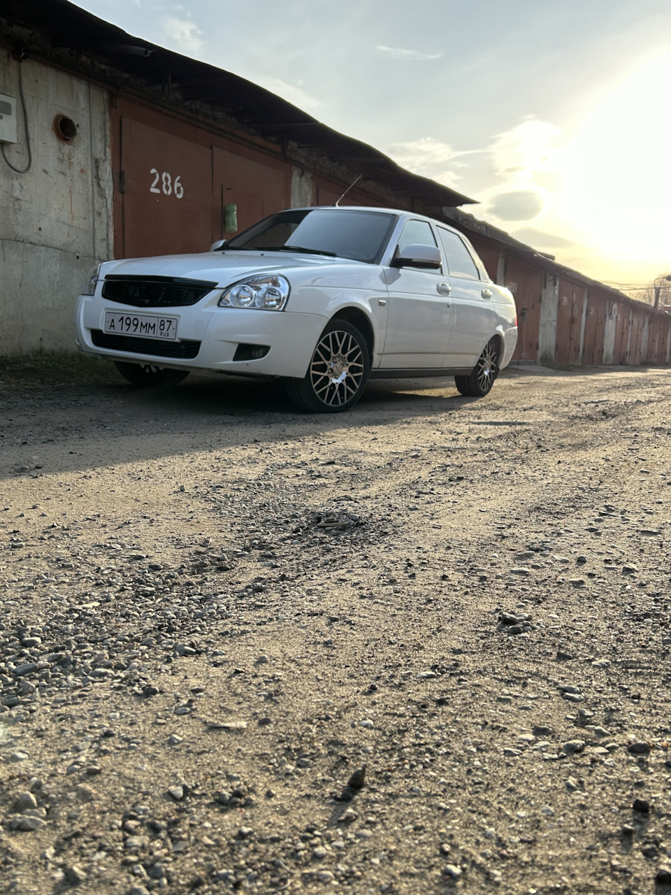 16е диски x-trike — Lada Приора седан, 1,6 л, 2012 года | колёсные ...