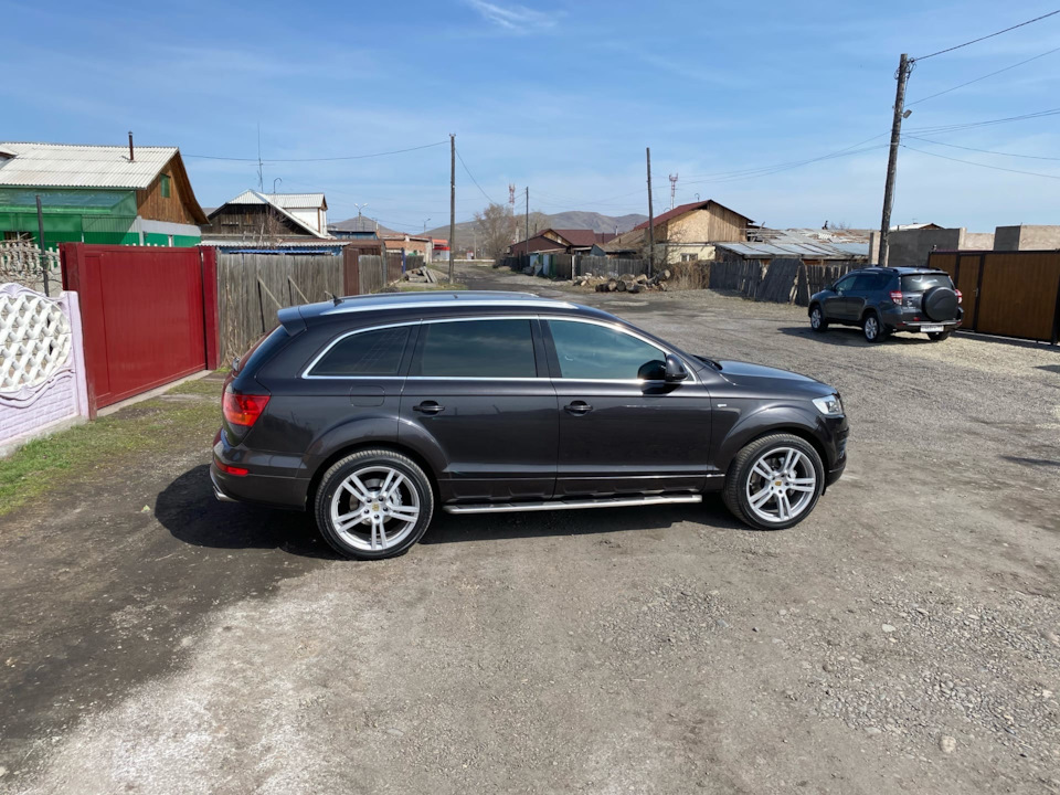 Фото в бортжурнале Audi Q7 (1G)