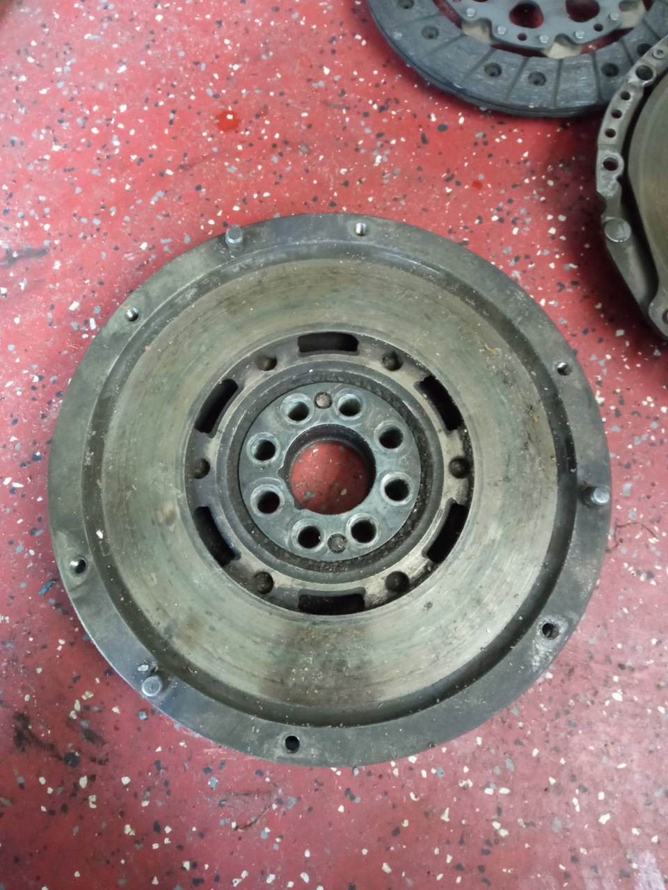 Маховику пришёл конец. — BMW 5 series Touring (E34), 2,5 л., 1992 года ...