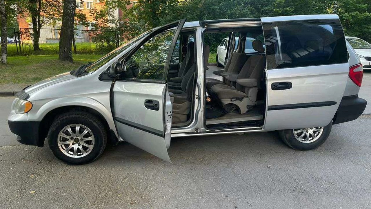 Dodge Caravan 2001 Года Купить