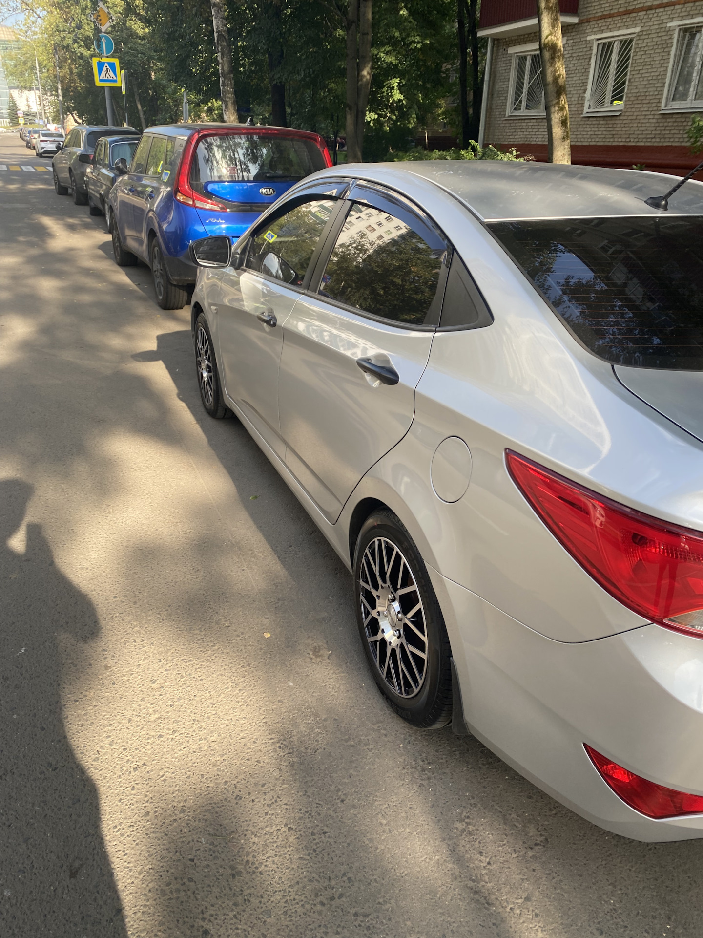 Установка новых R16 дисков с новой резиной — Hyundai Solaris (1G), 1,4 ...