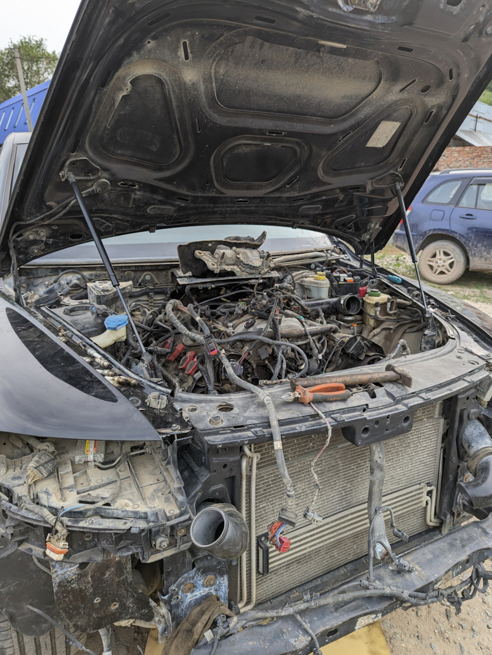 Замена подкапотной проводки — Volkswagen Touareg (1G), 4,2 л, 2005 года ...