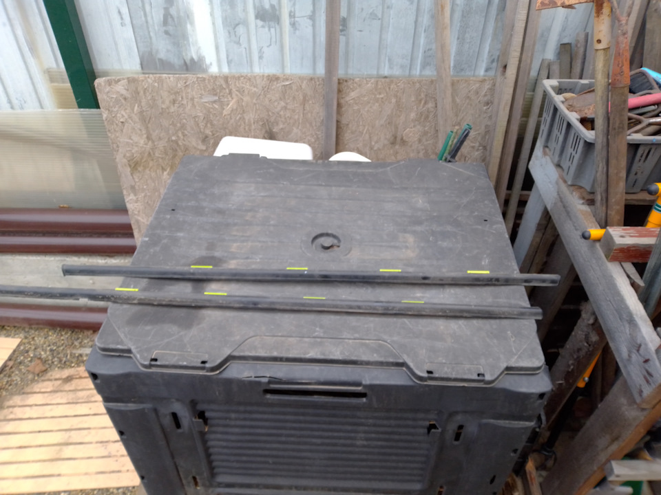 Молдинг окна дверей надо кому? — Honda CR-V (RD1/RD2), 2 л, 1997 года ...