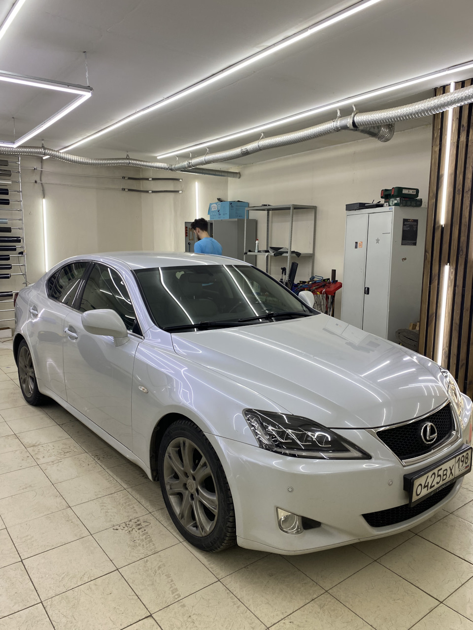 Юбилей и Тонировка 50% — Lexus IS II, 2,5 л, 2008 года | стайлинг | DRIVE2