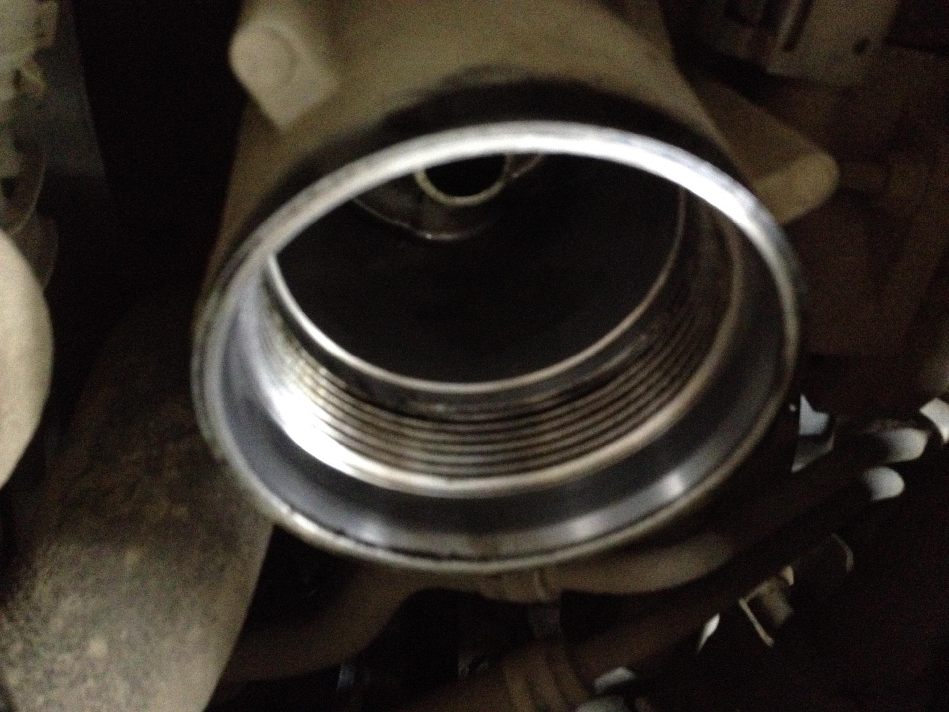 Установка выхлопной системы — Toyota Camry (XV50), 2,5 л, 2014 года ...