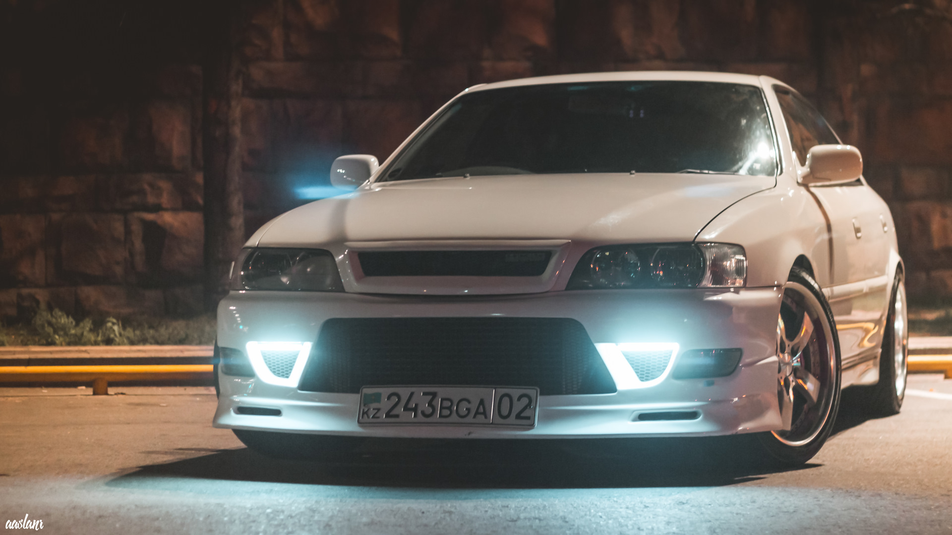 Toyota Chaser 100 Night